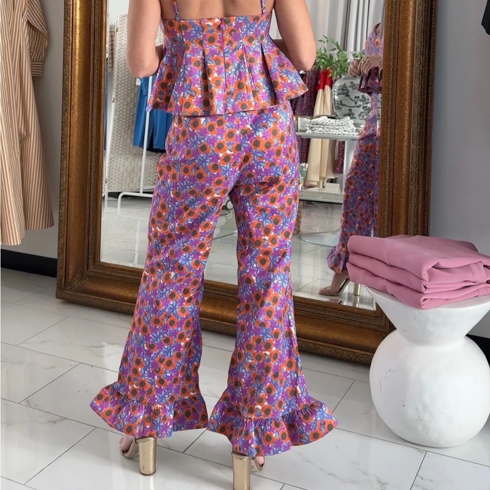 NWOT CeliaB Trilha Floral Purple Orange Flare Pants with Ruffle Hem Size XS - Picture 2 of 12